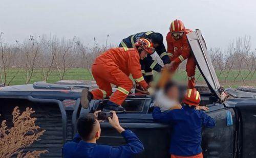 车祸里吃瓜,揭秘事故背后的惊人真相