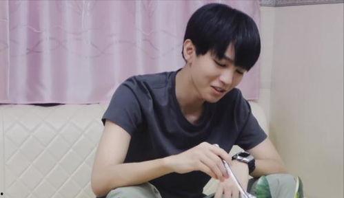 吃瓜合集王俊凯,吃瓜合集中的青春偶像成长记